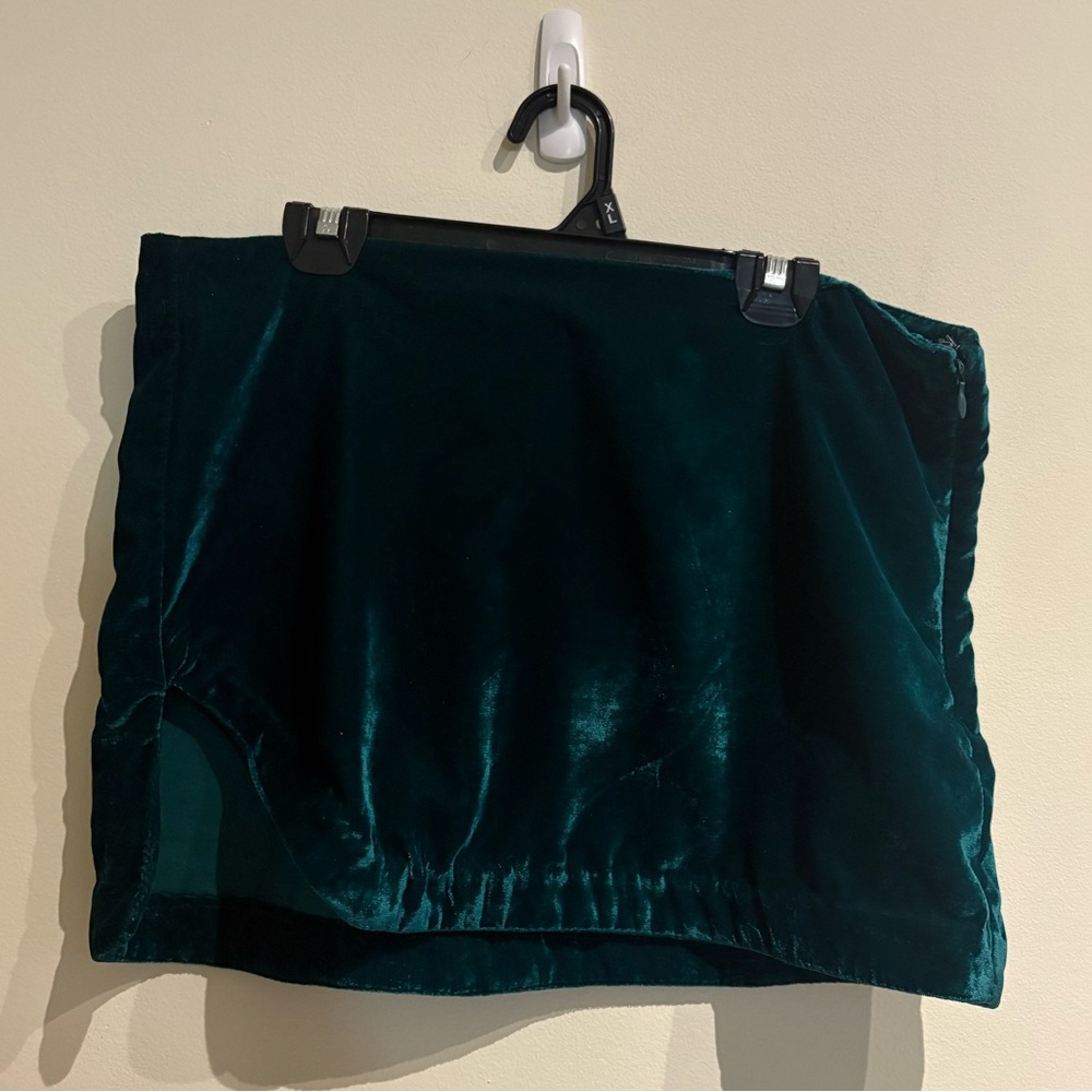 FREE PEOPLE ANNALISE VELVET MINI SKIRT in Deep Teal Size 6 - Picture 7 of 10